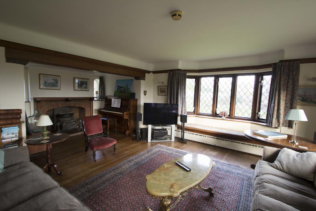 Fern Lodge Guesthouse Hythe  Extérieur photo