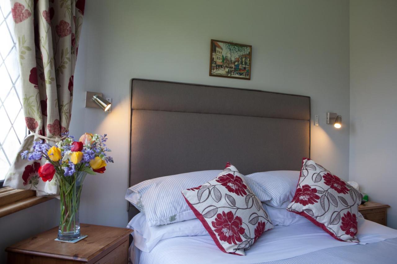Fern Lodge Guesthouse Hythe  Extérieur photo