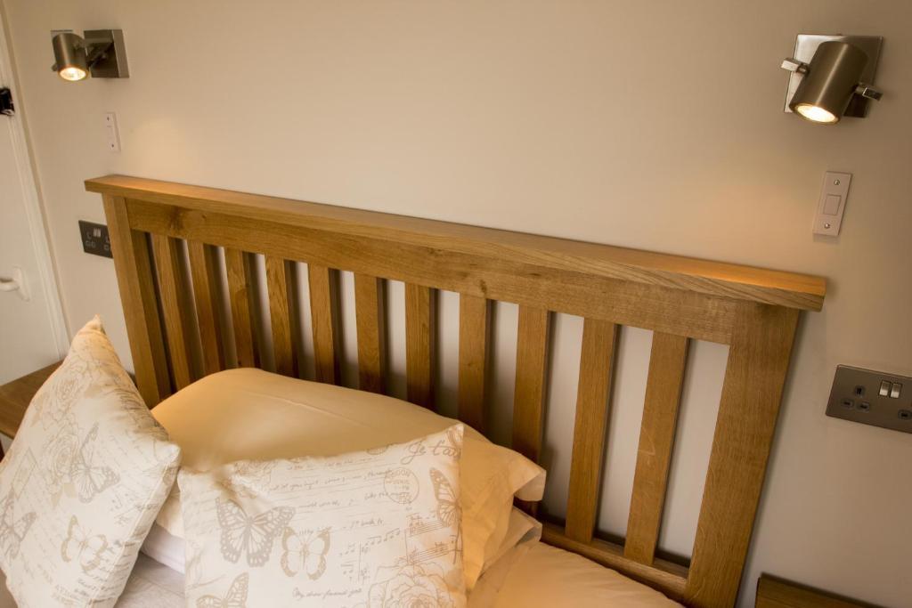 Fern Lodge Guesthouse Hythe  Extérieur photo