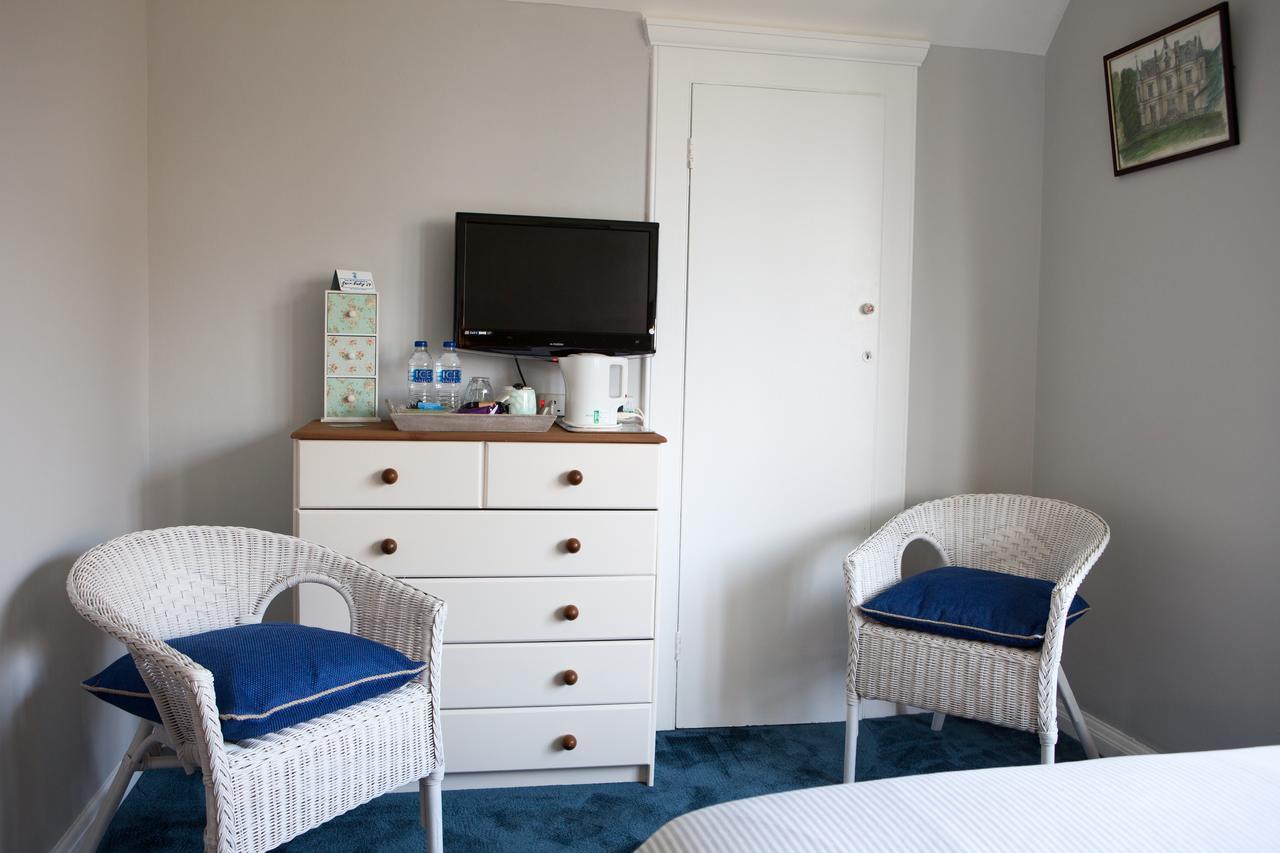 Fern Lodge Guesthouse Hythe  Extérieur photo
