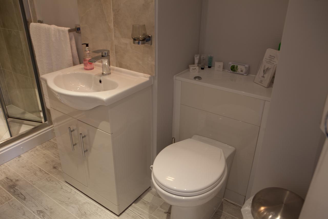 Fern Lodge Guesthouse Hythe  Extérieur photo