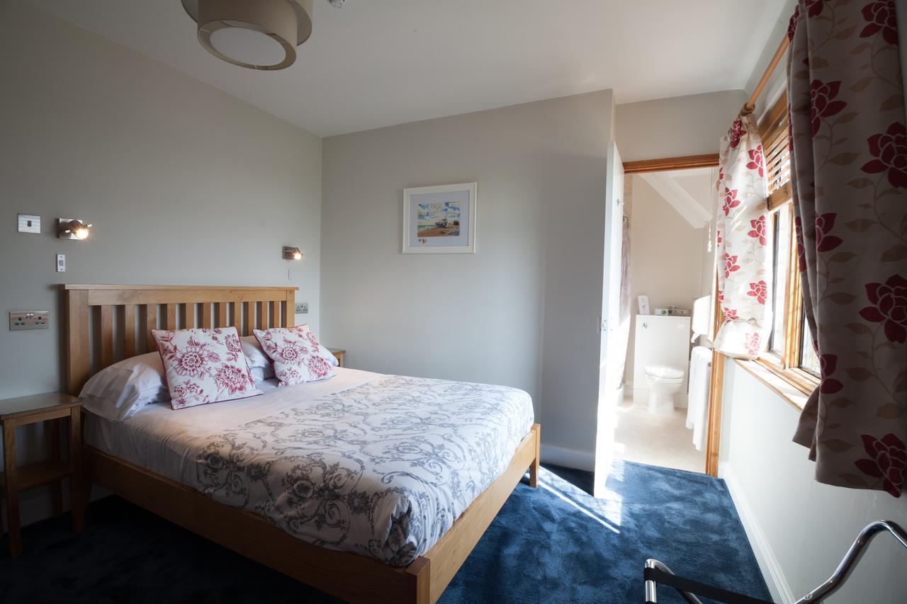 Fern Lodge Guesthouse Hythe  Extérieur photo