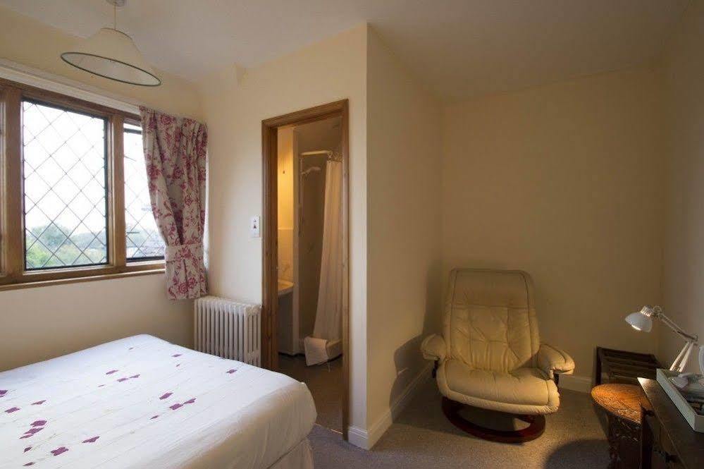 Fern Lodge Guesthouse Hythe  Extérieur photo