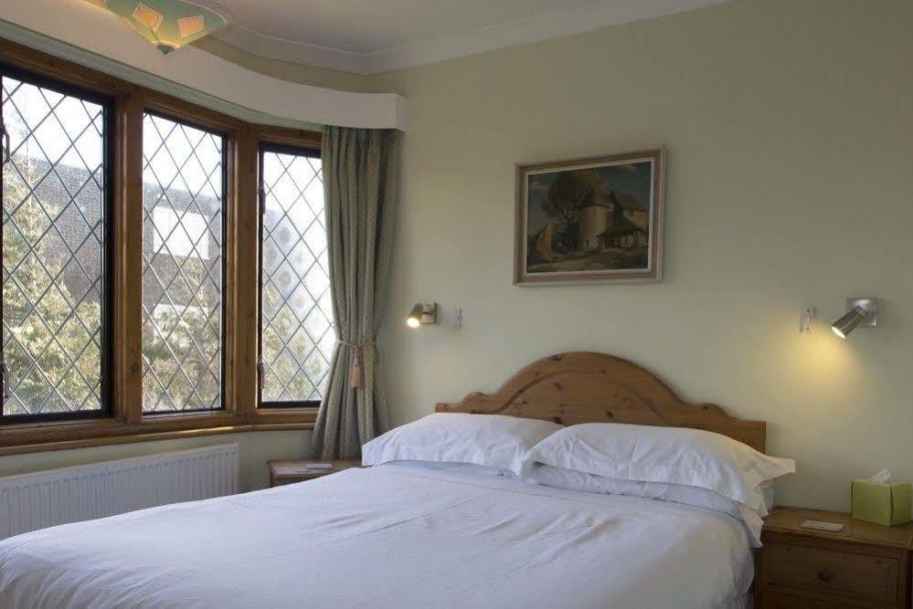 Fern Lodge Guesthouse Hythe  Extérieur photo